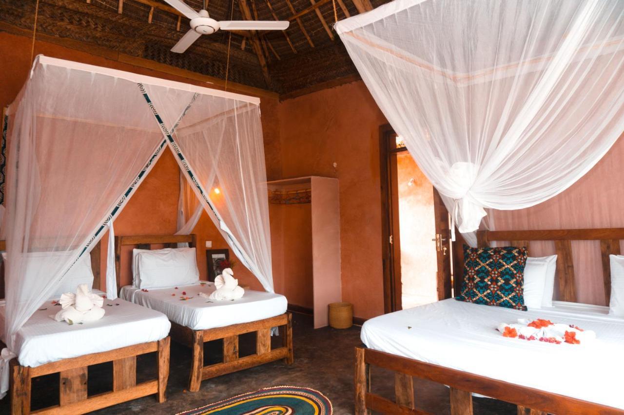 Zanzibar Kusini Beach Bungalows Hotel Kizimkazi Exterior foto