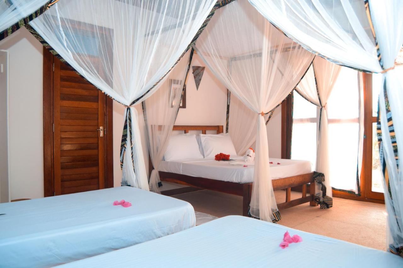Zanzibar Kusini Beach Bungalows Hotel Kizimkazi Exterior foto