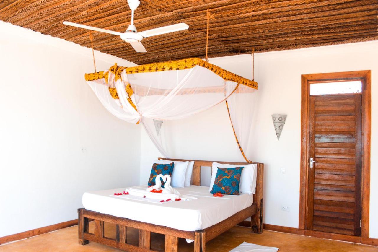 Zanzibar Kusini Beach Bungalows Hotel Kizimkazi Exterior foto