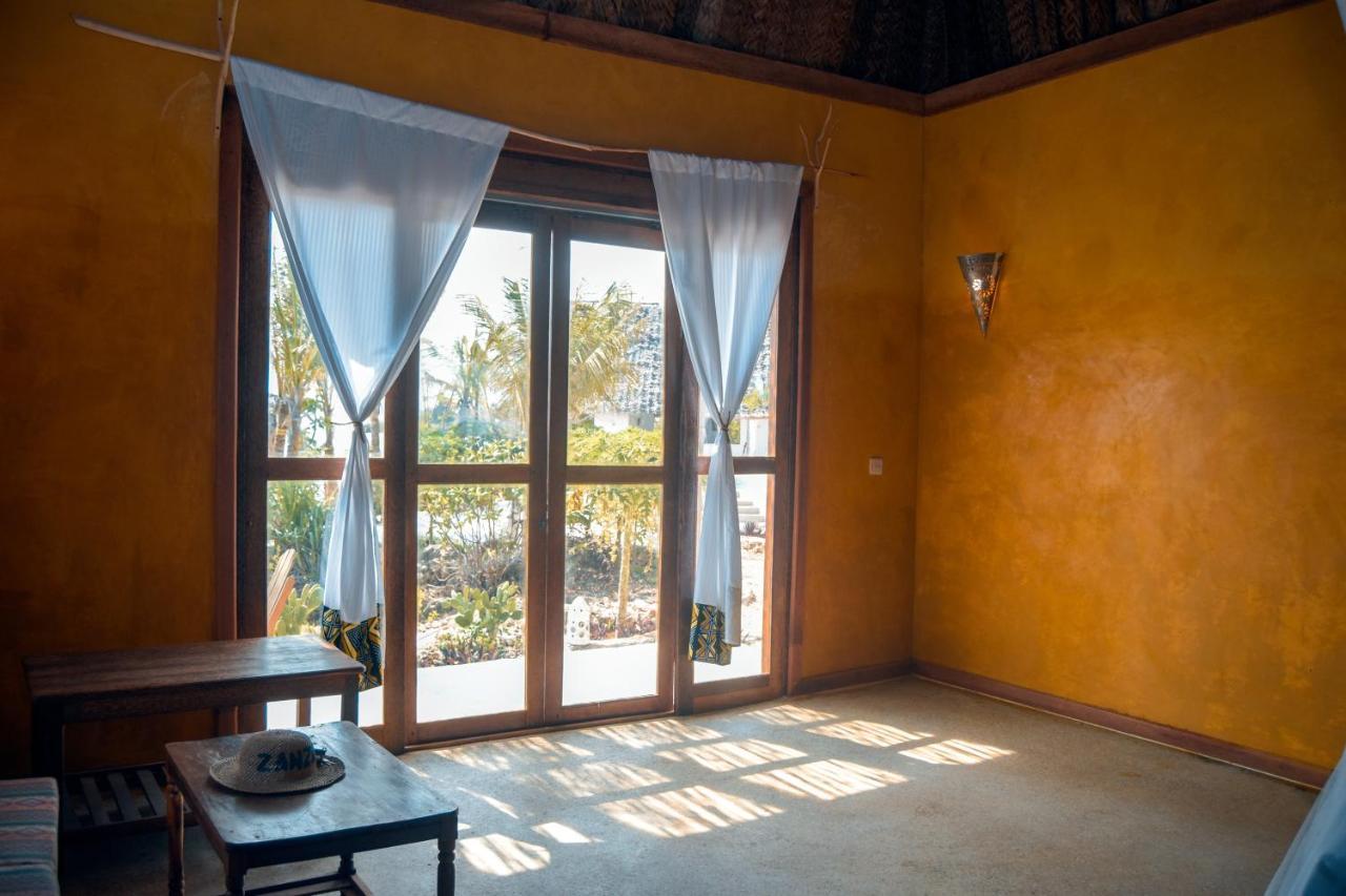 Zanzibar Kusini Beach Bungalows Hotel Kizimkazi Exterior foto