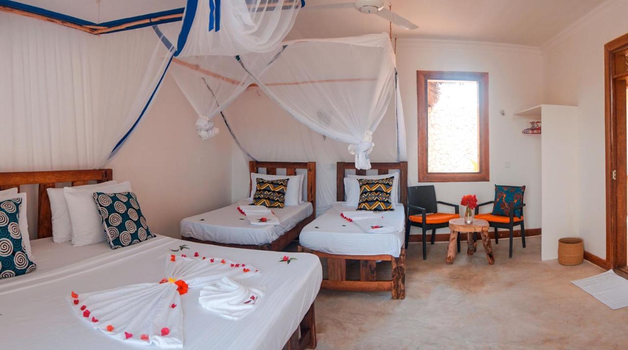 Zanzibar Kusini Beach Bungalows Hotel Kizimkazi Exterior foto